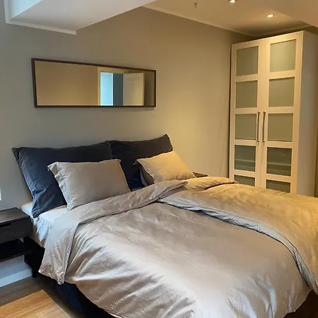 Spacious Modern Center Апартаменты