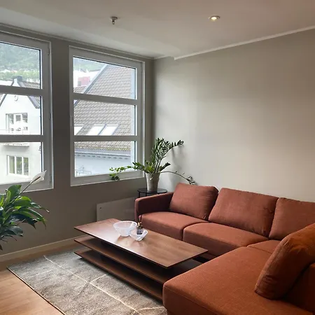 Spacious Modern Center Апартаменты